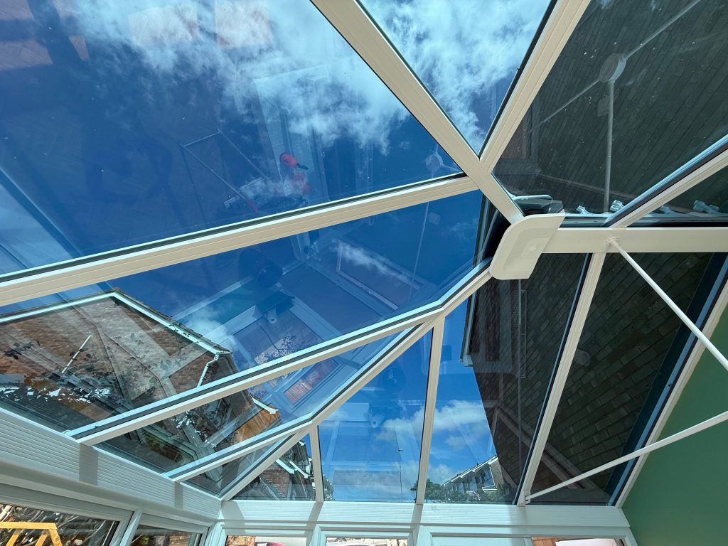 AV Dual 18 Glare Reduction